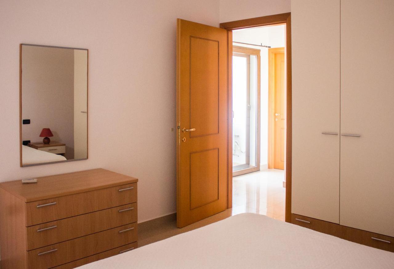 Residenze Branca III Seaview Apartment Orosei Ngoại thất bức ảnh