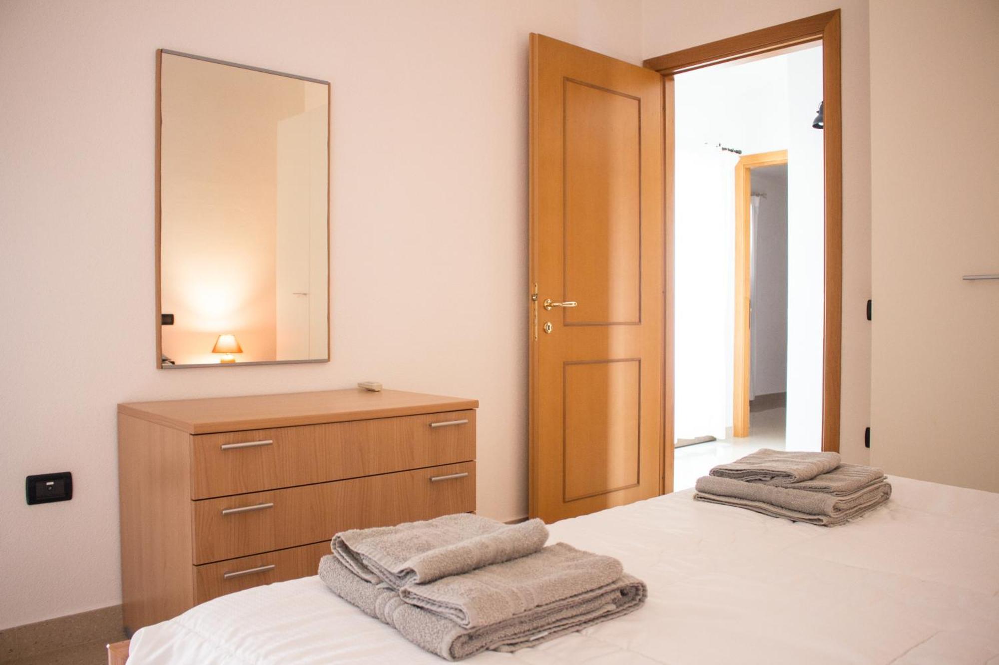 Residenze Branca III Seaview Apartment Orosei Ngoại thất bức ảnh